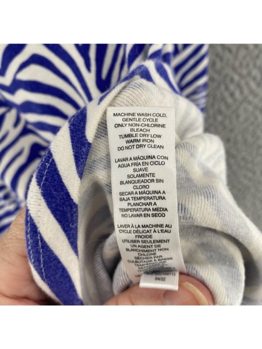 Chicos Top Womens 3 US Extra Large Blue Zebra Stripe Cotton Knit Tee Split Neck - Picture 7 of 10